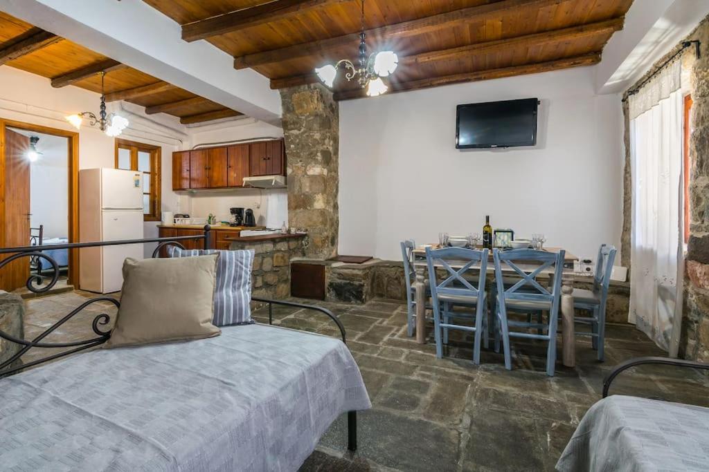 Olive Guesthouse Trypiti - Photo 3