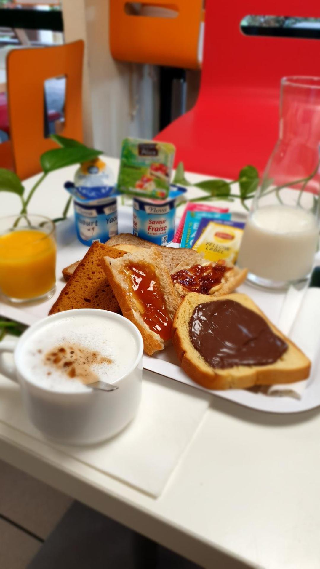 Premiere Classe Brive La Gaillarde Ouest - Photo 14