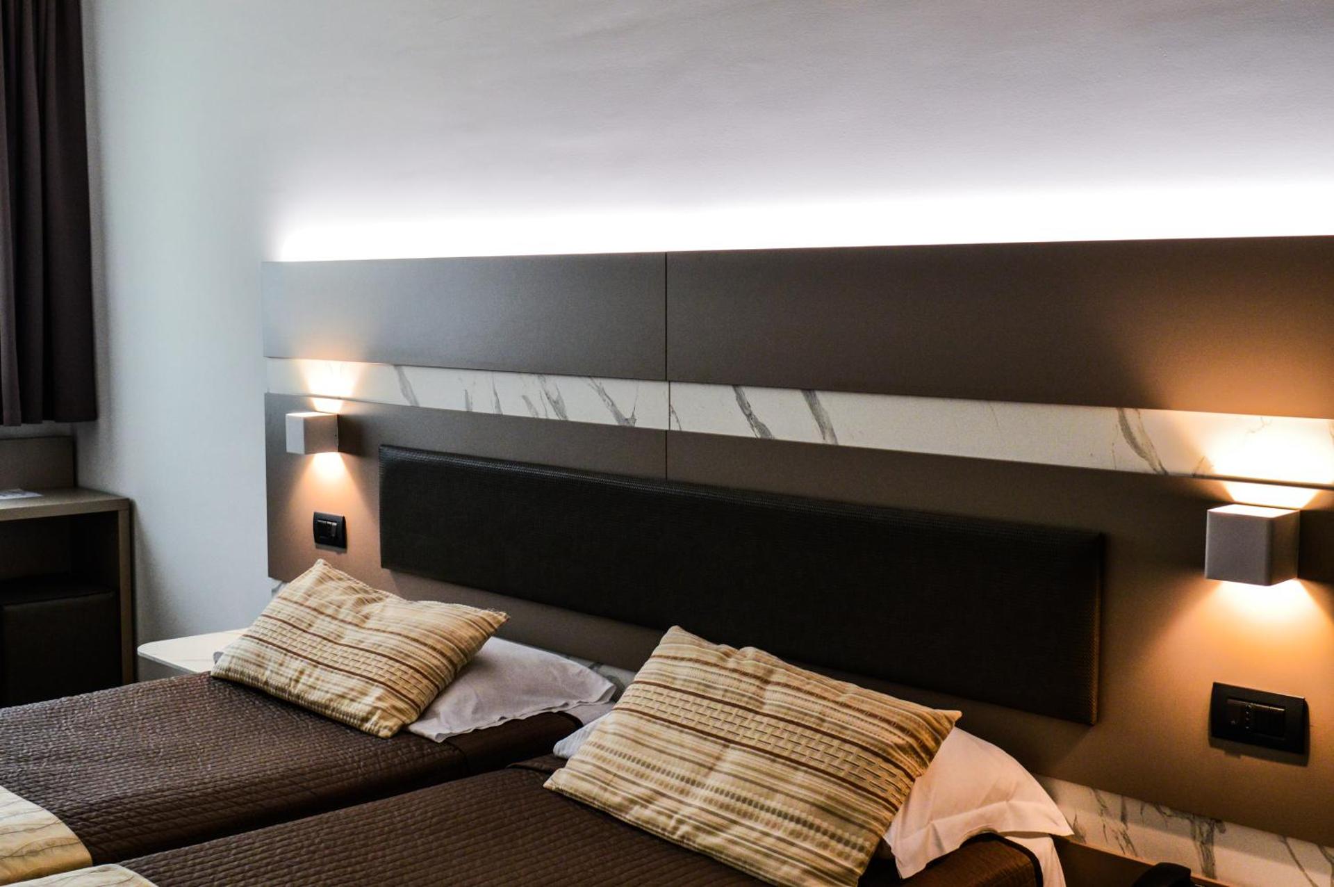 Mediterranea Hotel & Convention Center - Photo 6