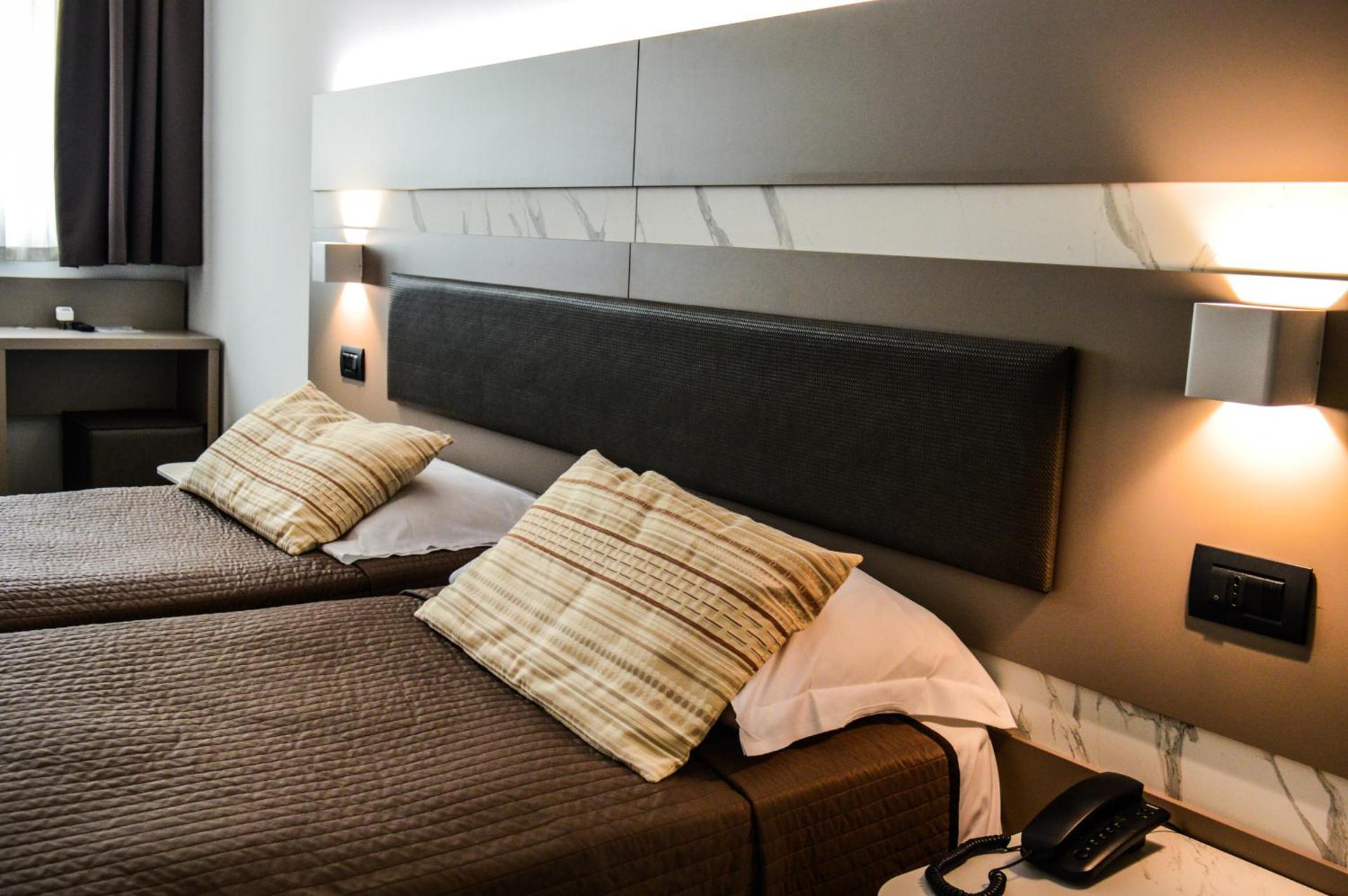 Mediterranea Hotel & Convention Center - Photo 5