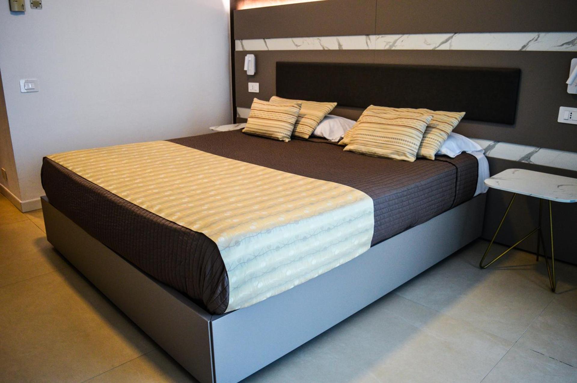 Mediterranea Hotel & Convention Center - Photo 12