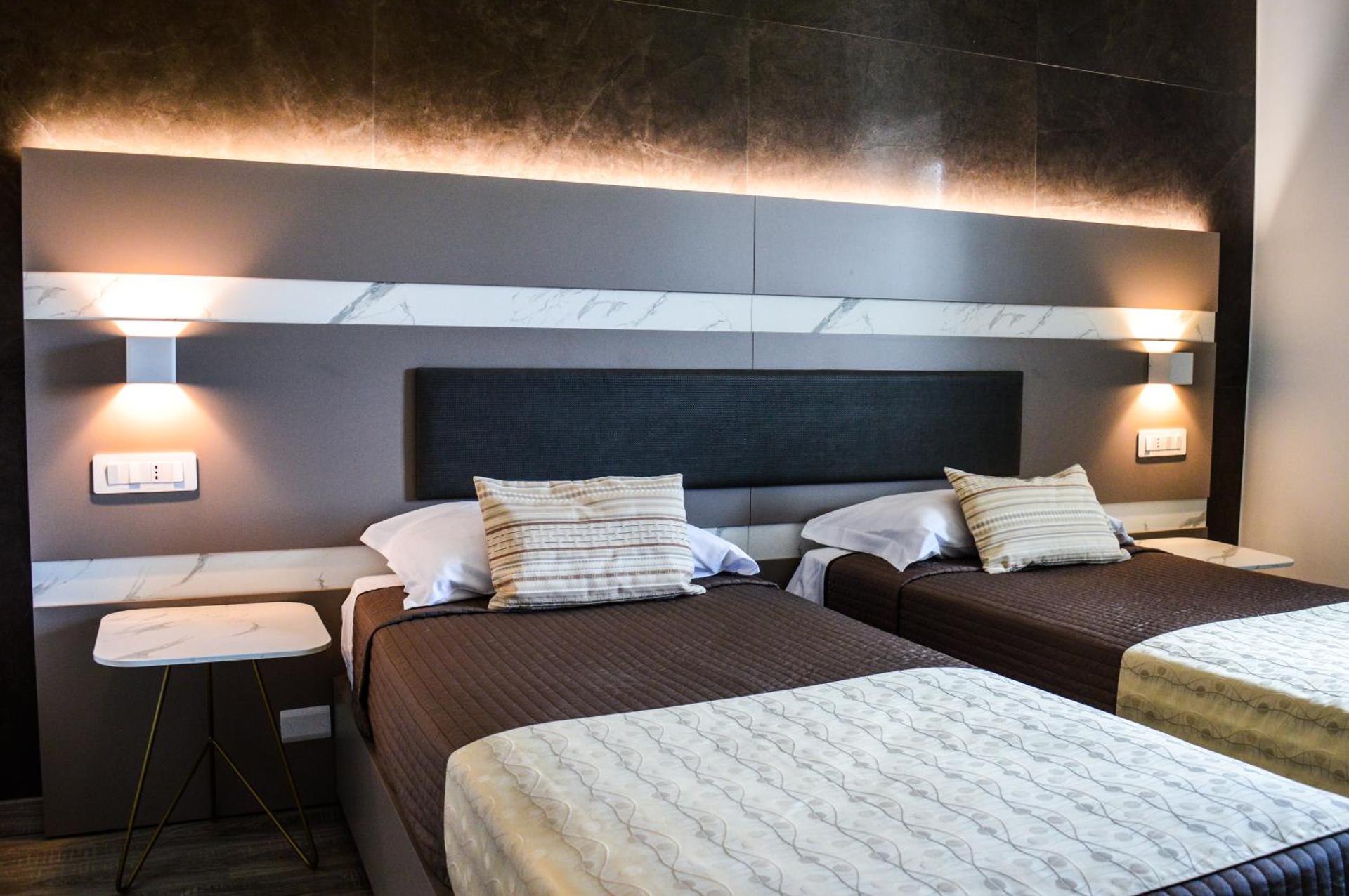 Mediterranea Hotel & Convention Center - Photo 43