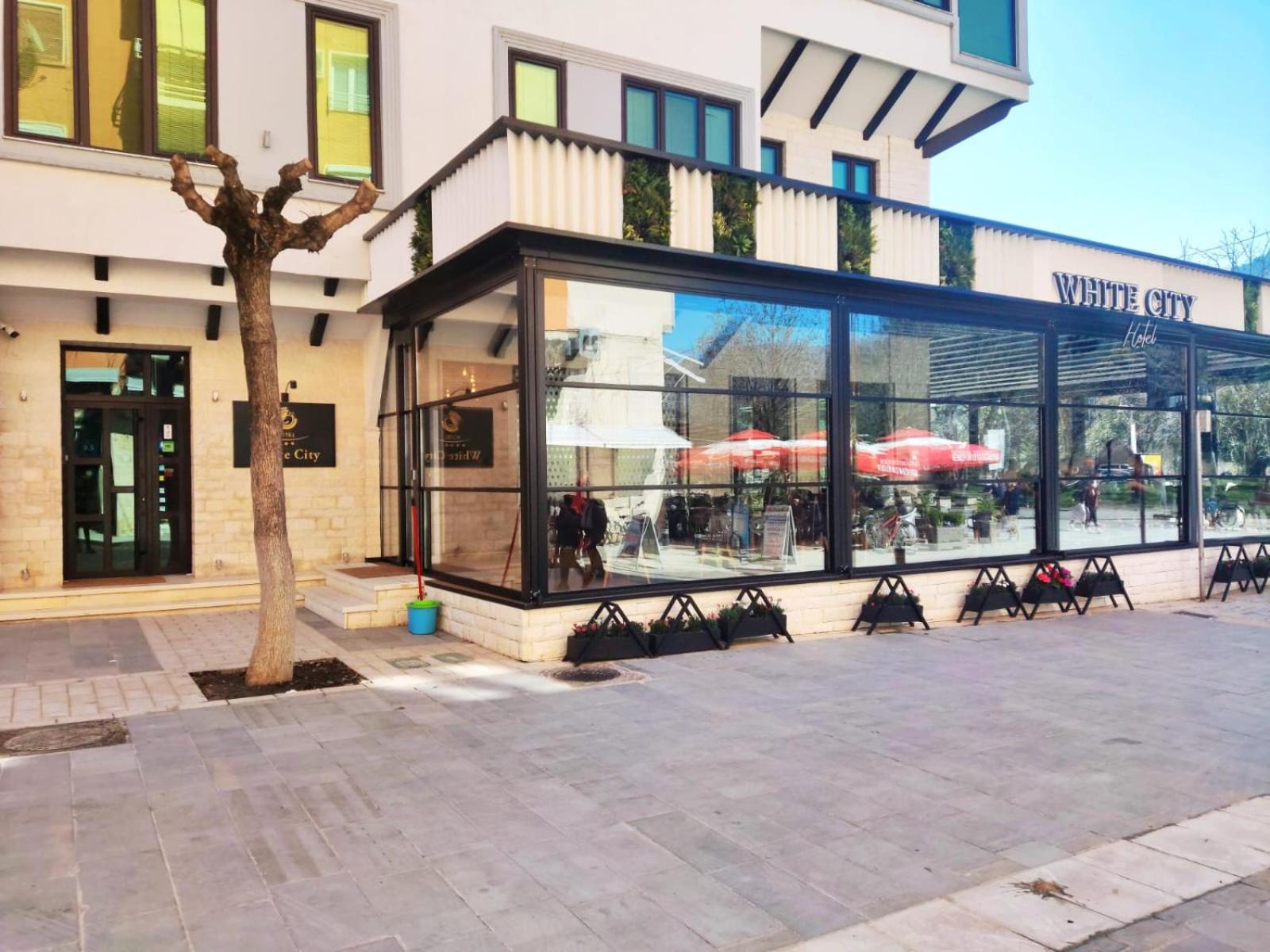 Hotel & Restaurant White City - Photo 4