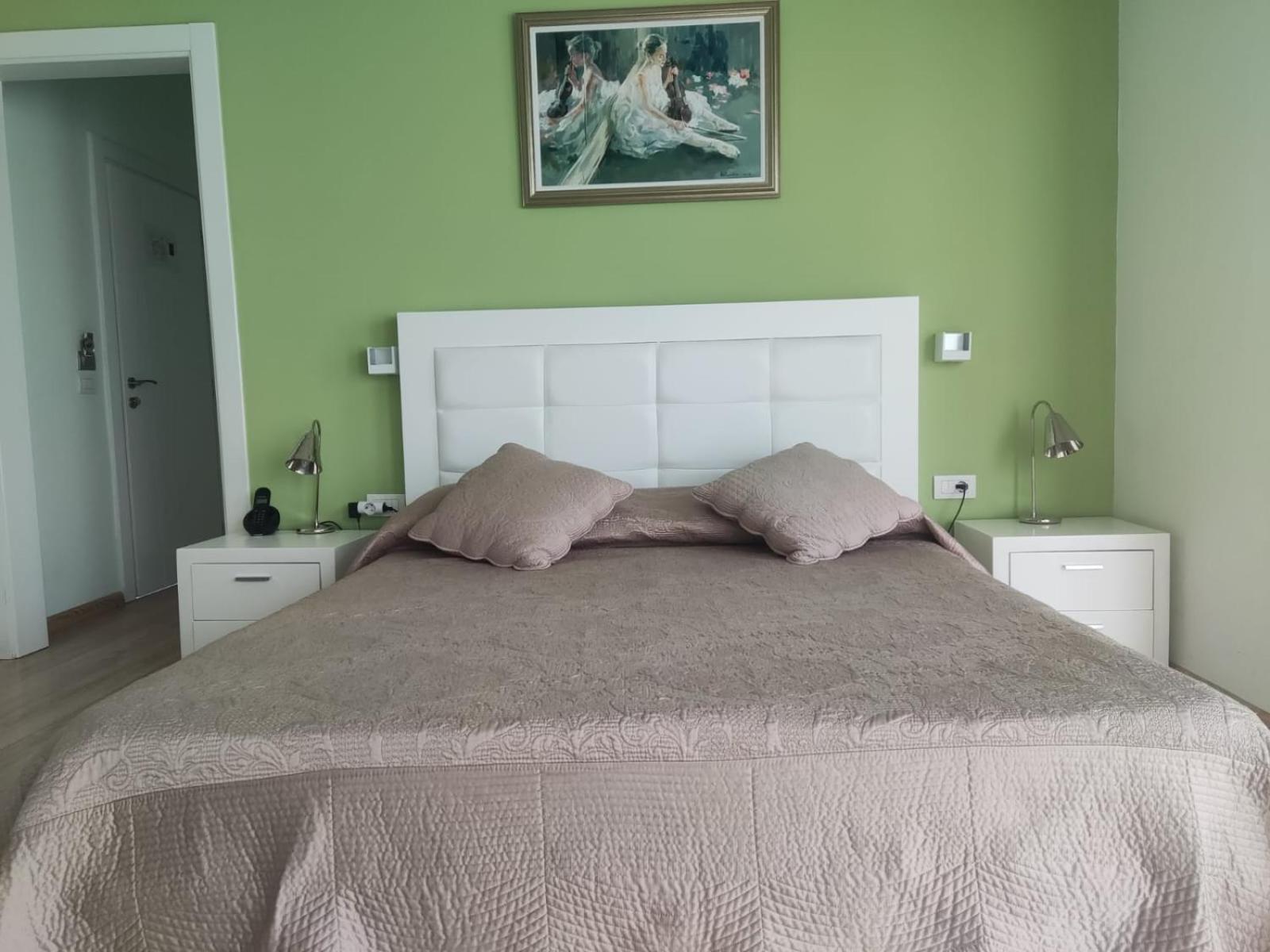 Hotel & Restaurant White City - Photo 24