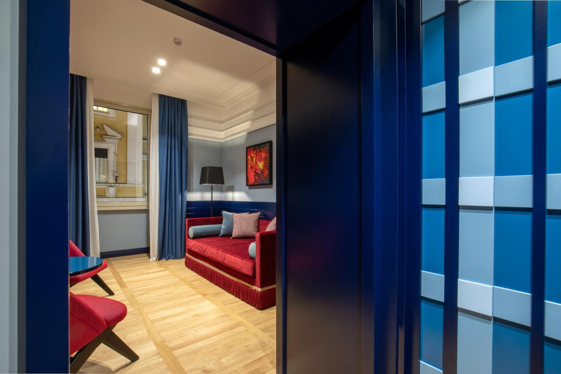 The Independent Hotel - Photo 19