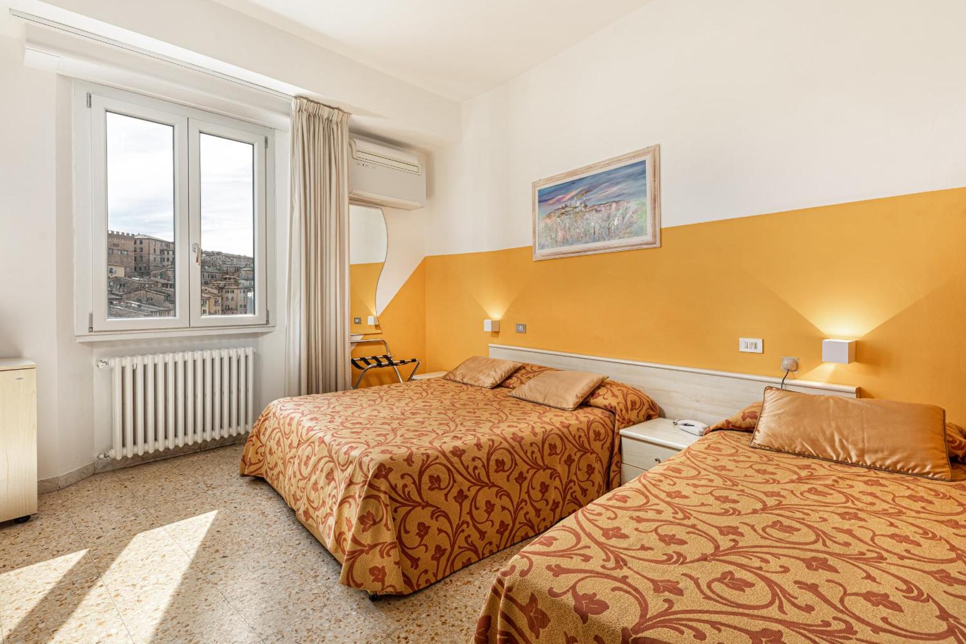 Hotel Minerva - Photo 21