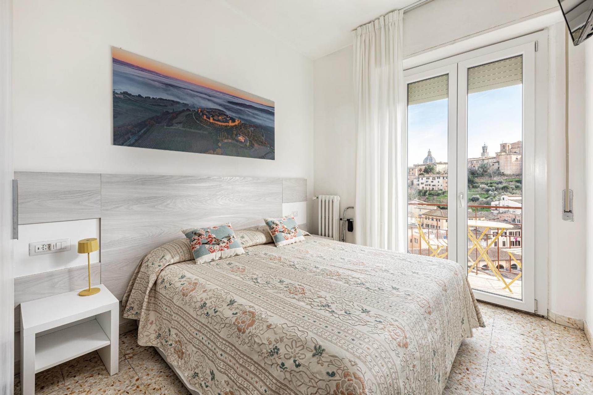 Hotel Minerva - Photo 19