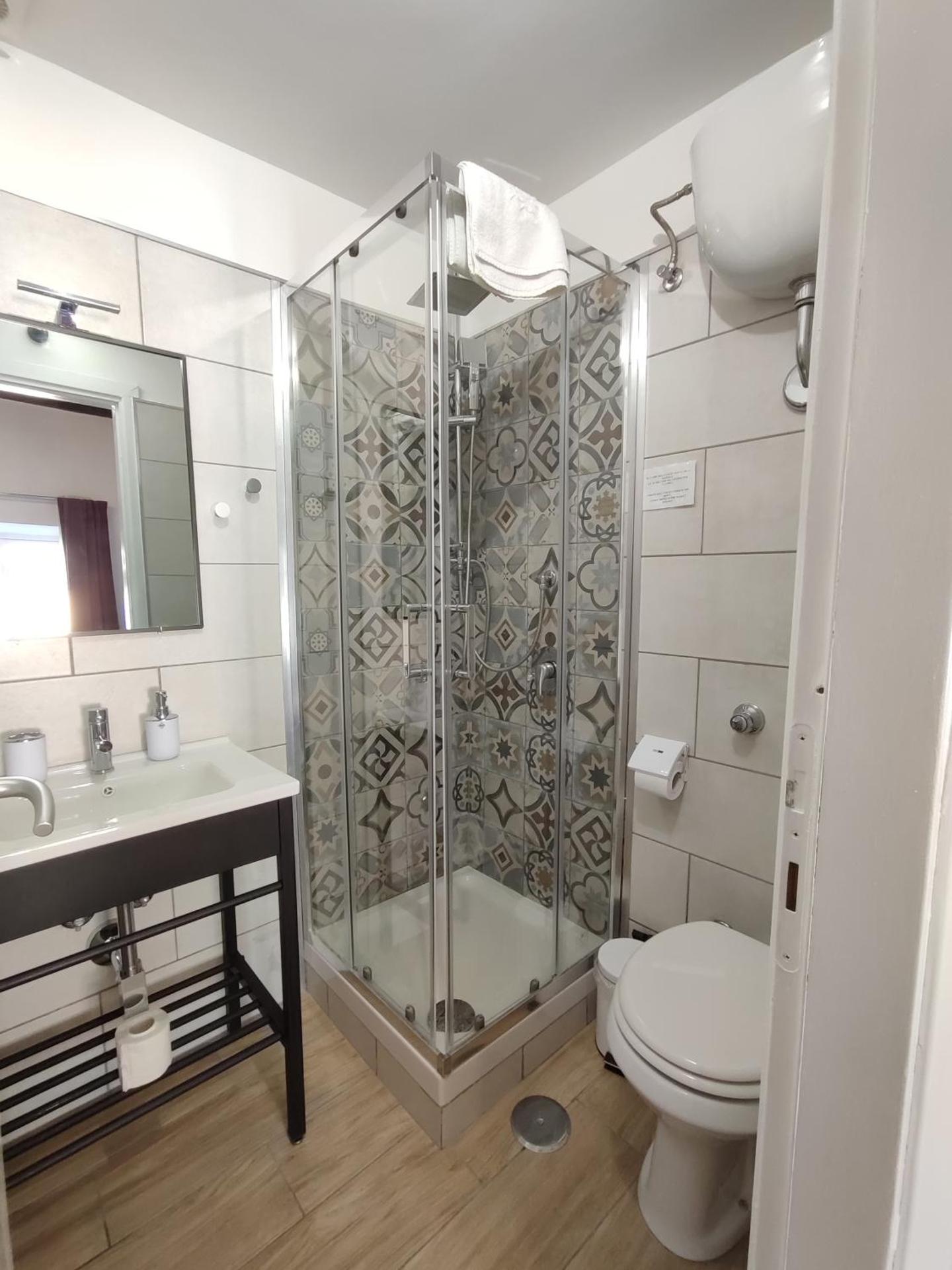 Giubbonari Street - Photo 17