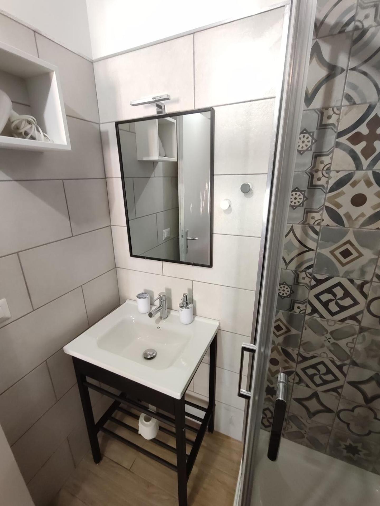 Giubbonari Street - Photo 18