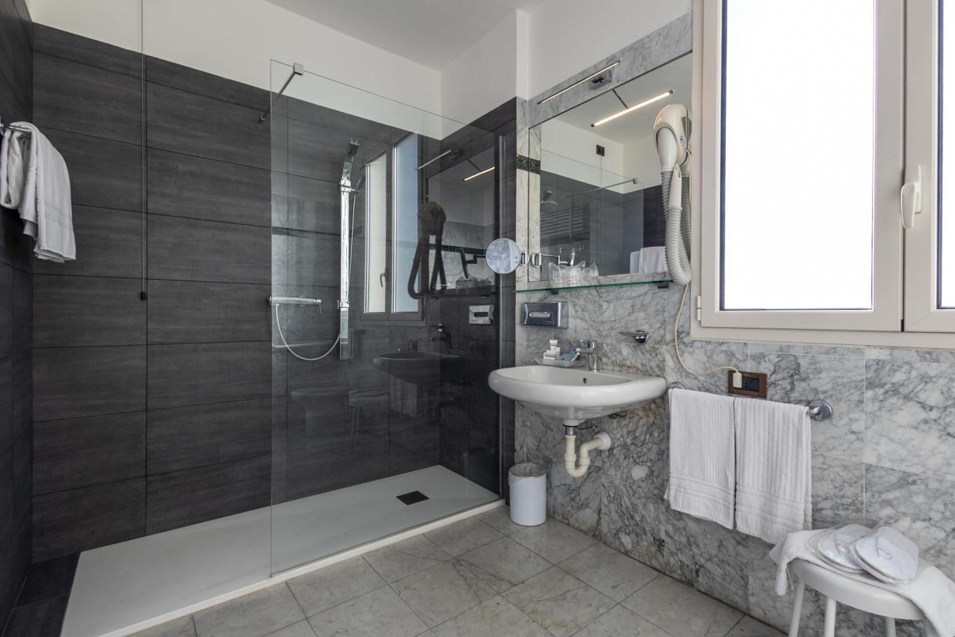 Hotel Parigi & Spa - Photo 44