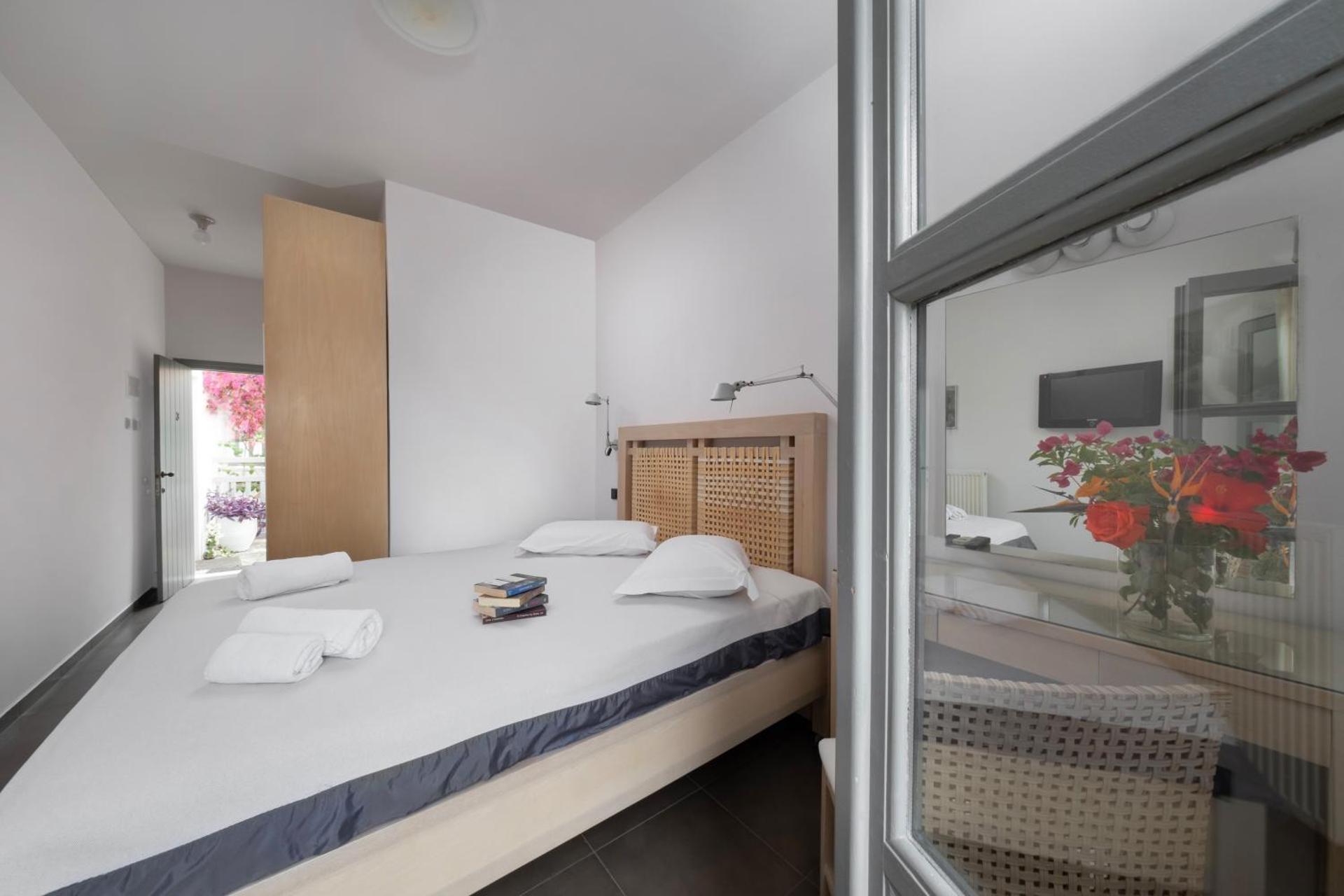 Hotel Nefeli - Photo 69