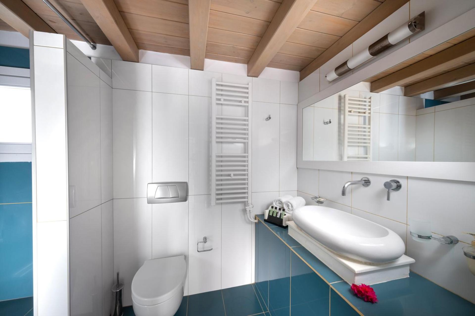 Hotel Nefeli - Photo 39