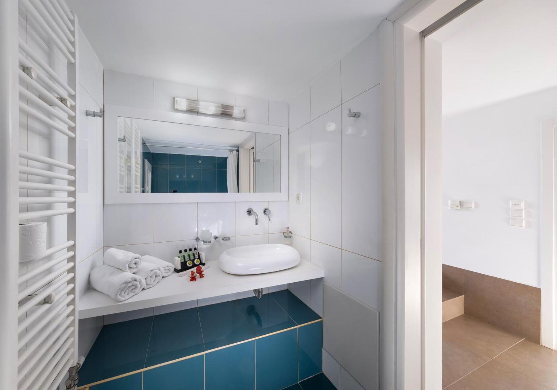 Hotel Nefeli - Photo 16