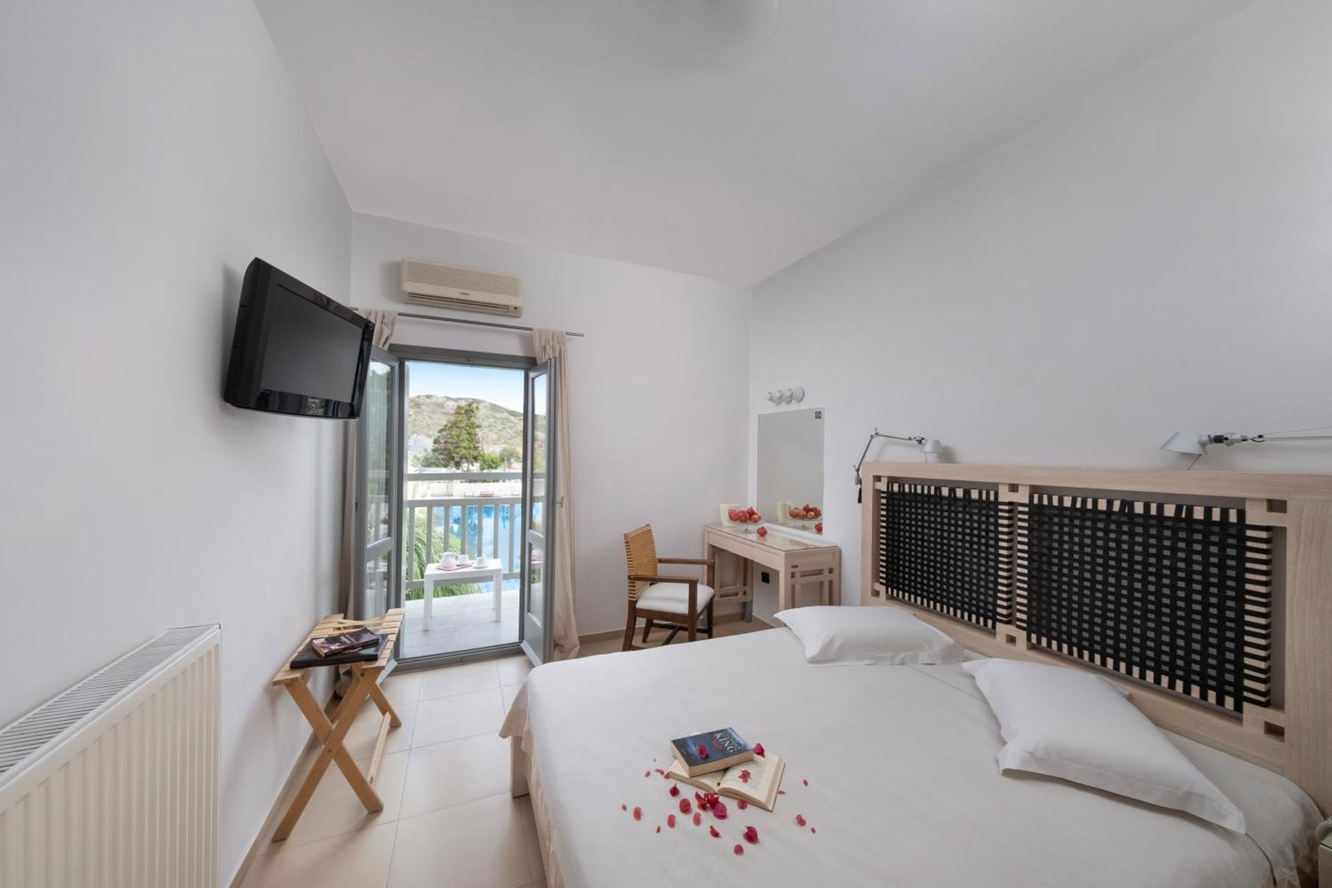 Hotel Nefeli - Photo 4