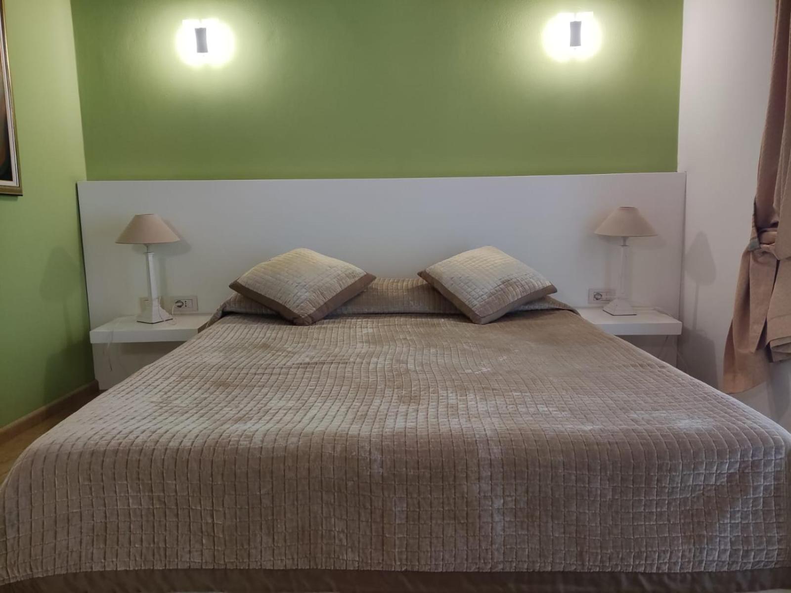 Hotel & Restaurant White City - Photo 19