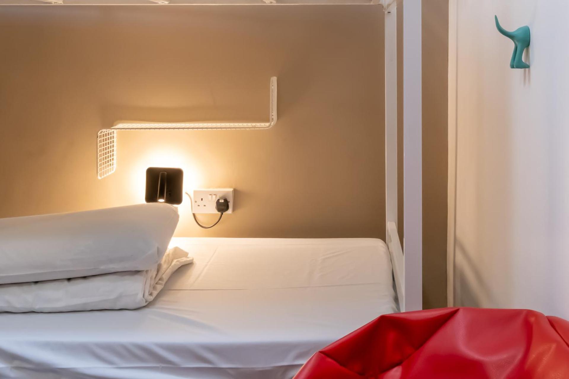 Book A Bed Hostels - Photo 51