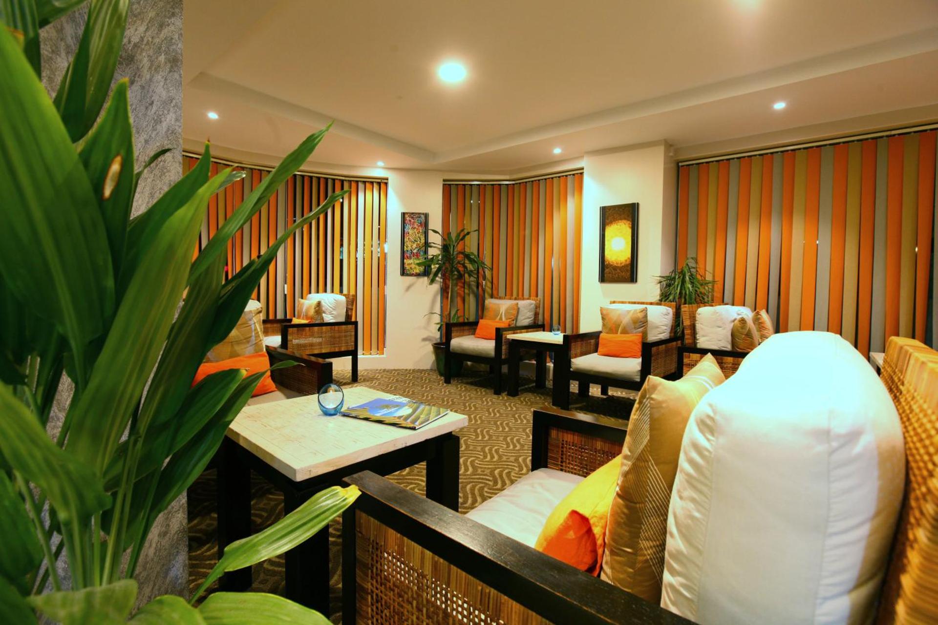 The Beehive - Photo 76