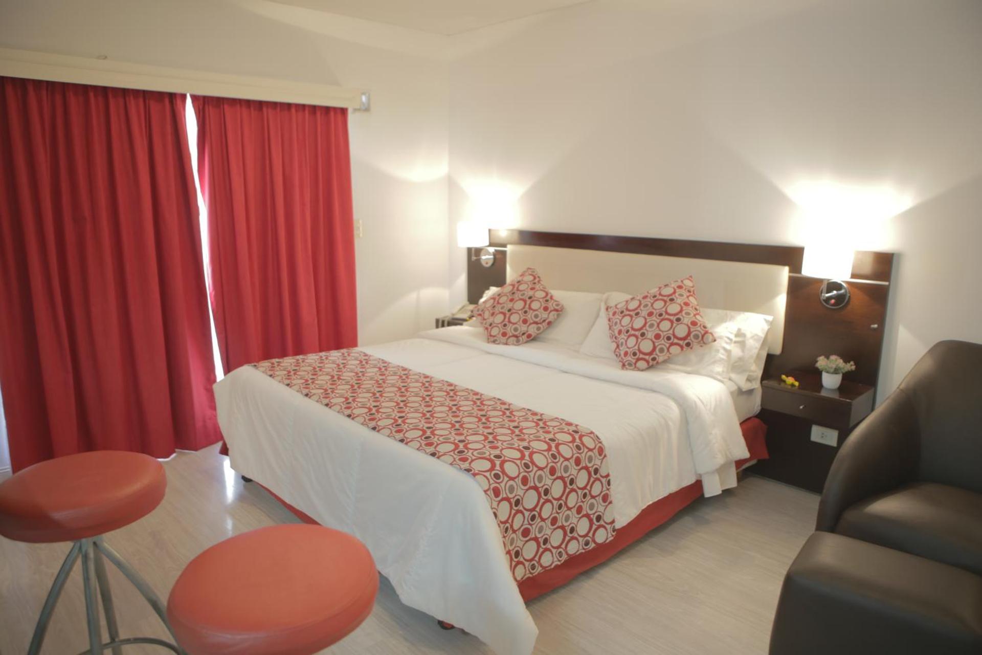 Pampa Plaza Hotel - Photo 23