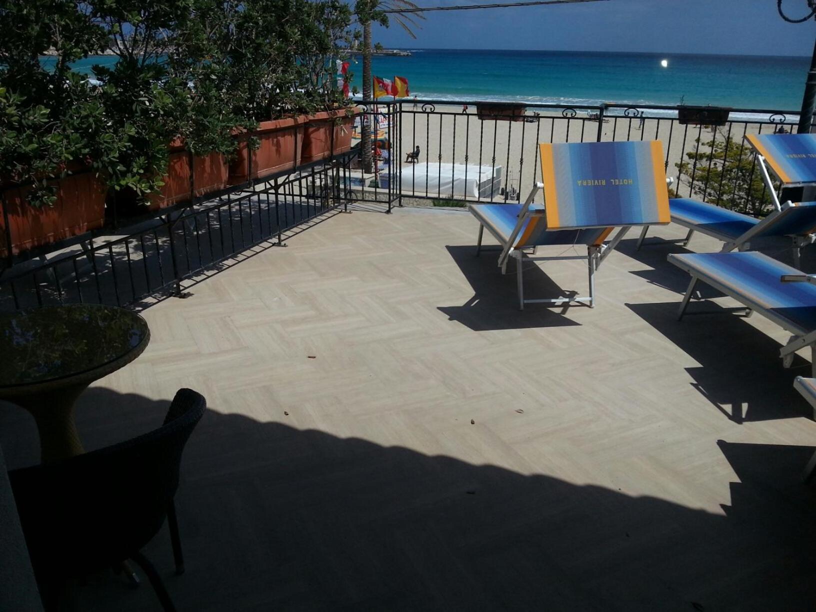 Hotel Riviera - Photo 29