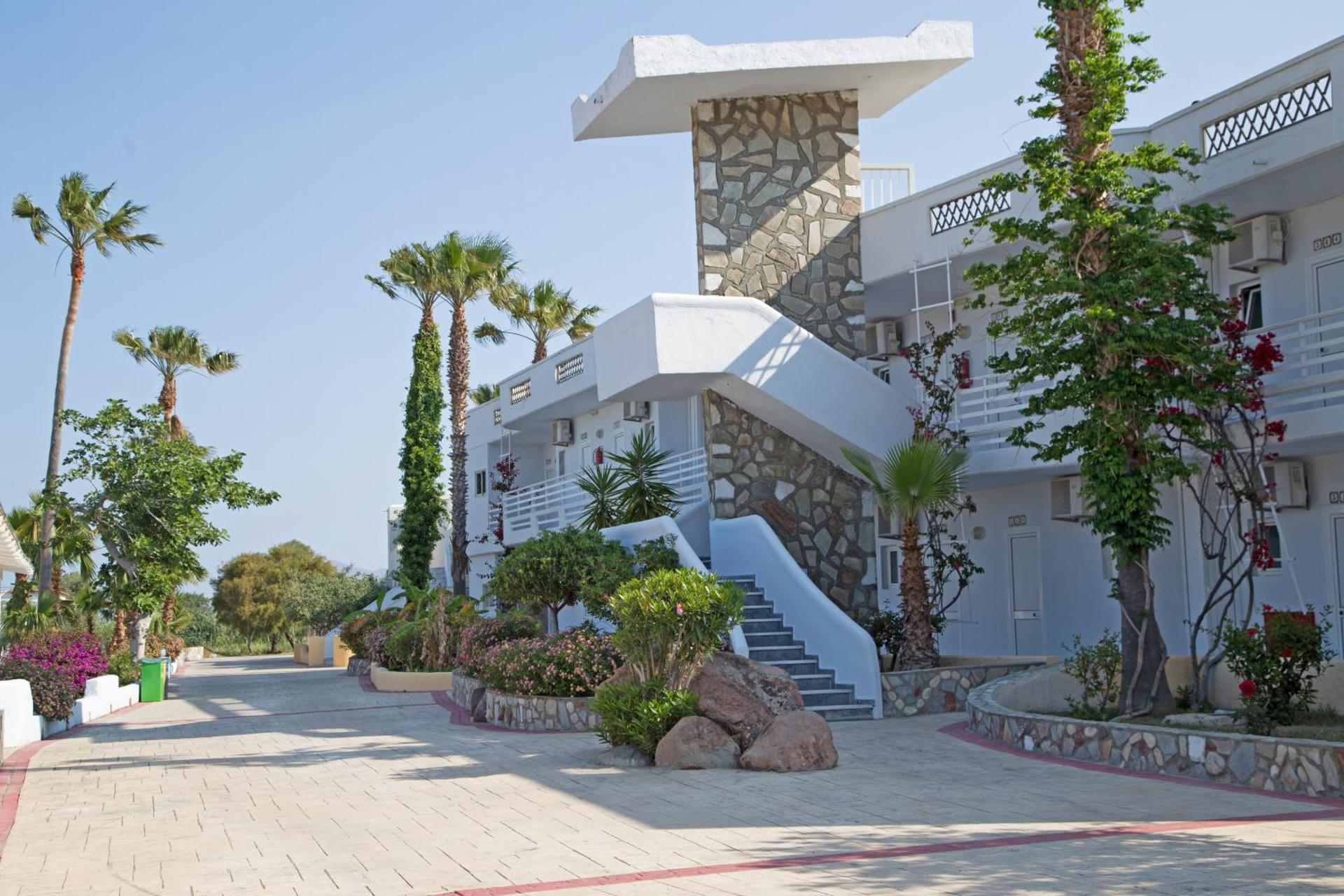 Atlantis Hotel - Photo 34