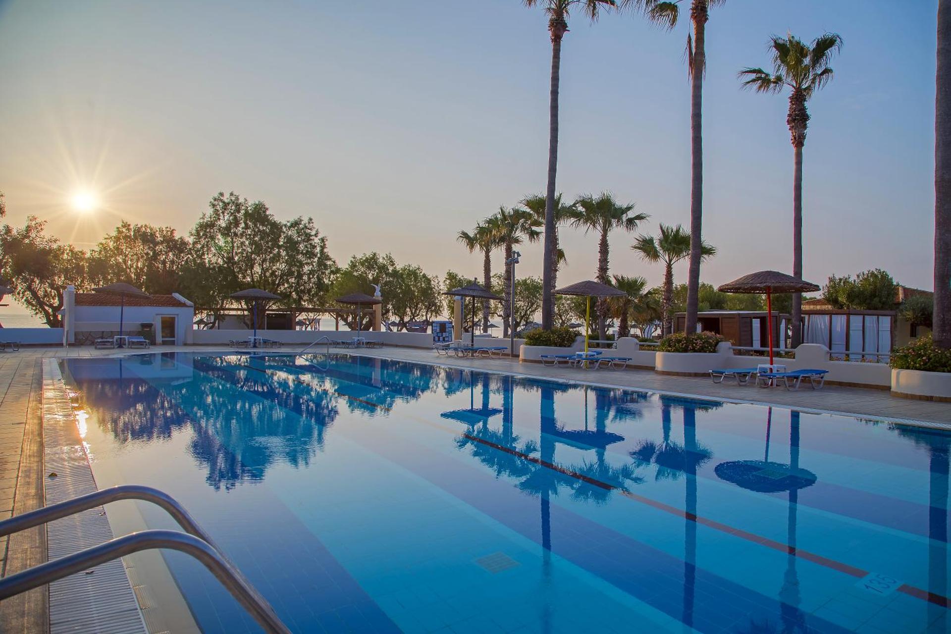 Atlantis Hotel - Photo 91