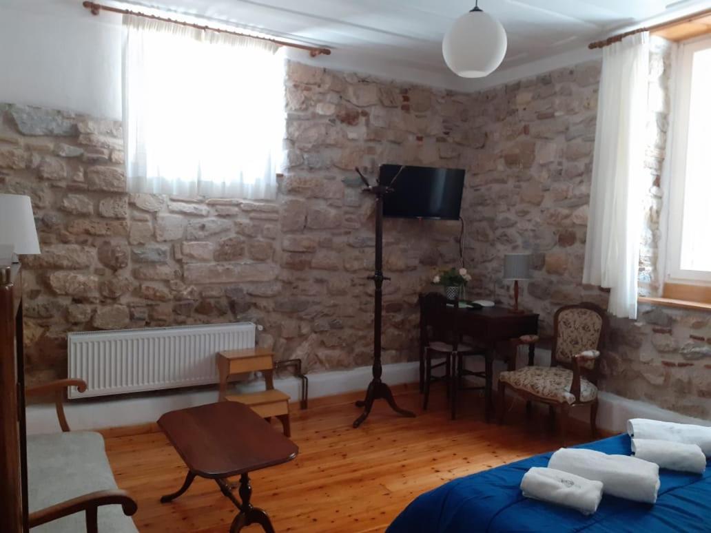 A Painter's House in Plaka - Photo 94