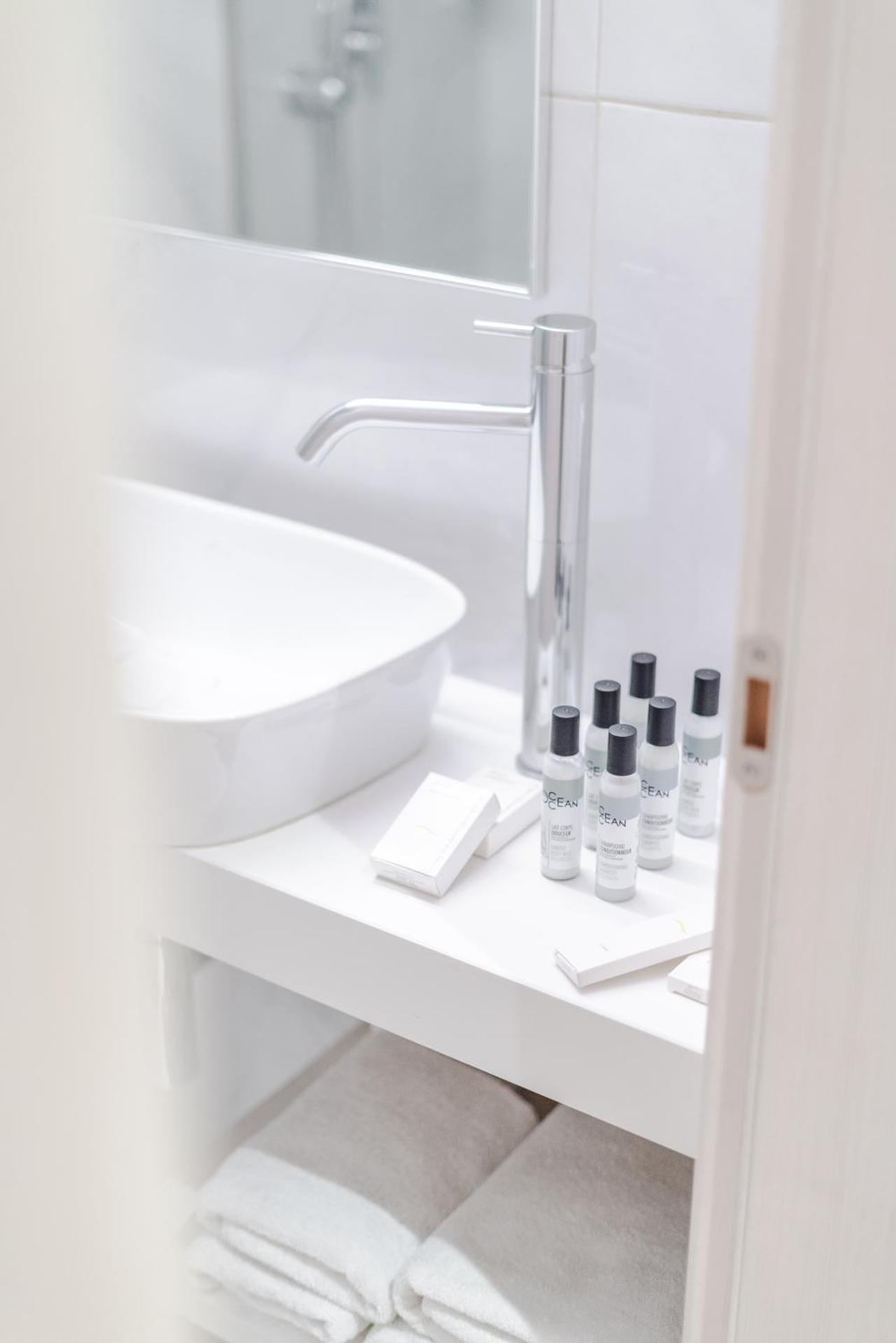 Athens Cypria Hotel - Photo 51