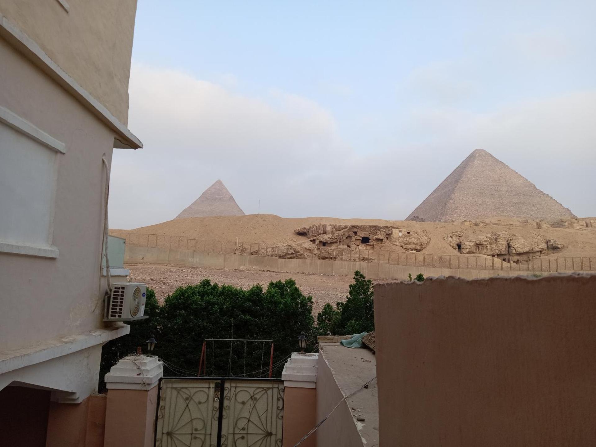 Grensha Pyramids inn - Photo 72