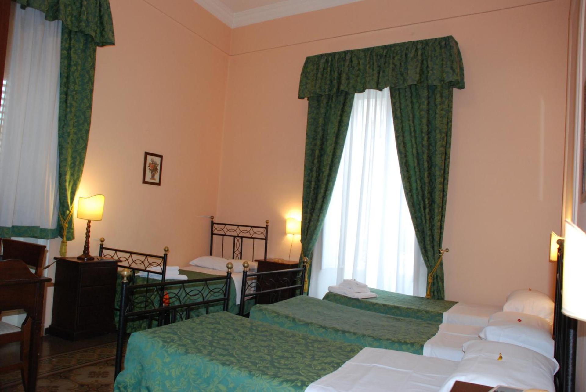 Hotel del Centro - Photo 55