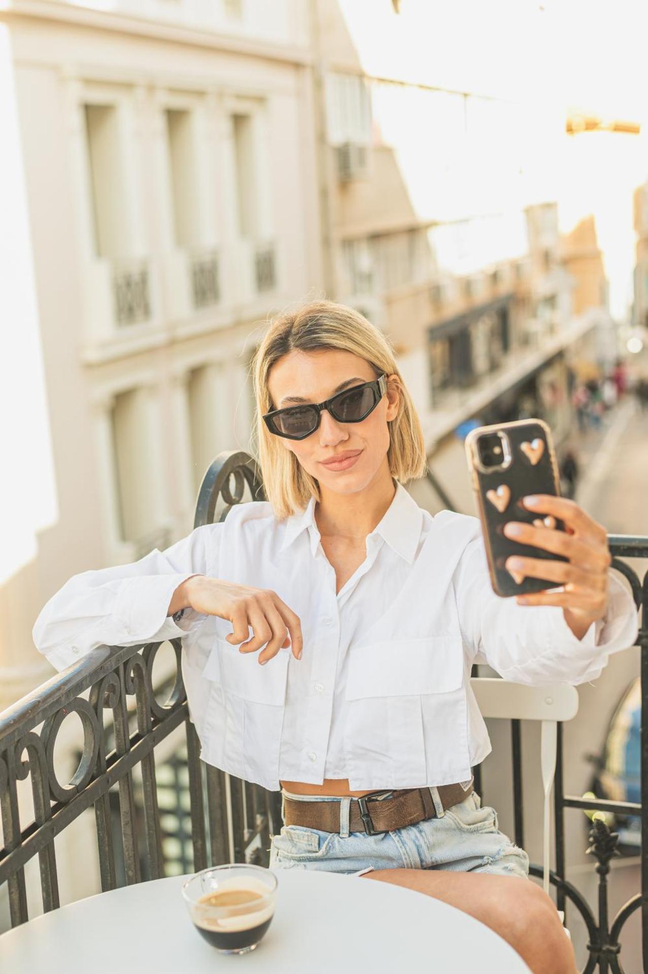 Downtown Suites by Athens Tower - Photo 4