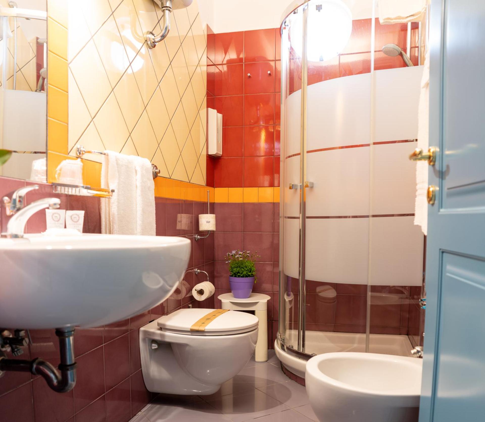 Hotel Diana - Photo 39