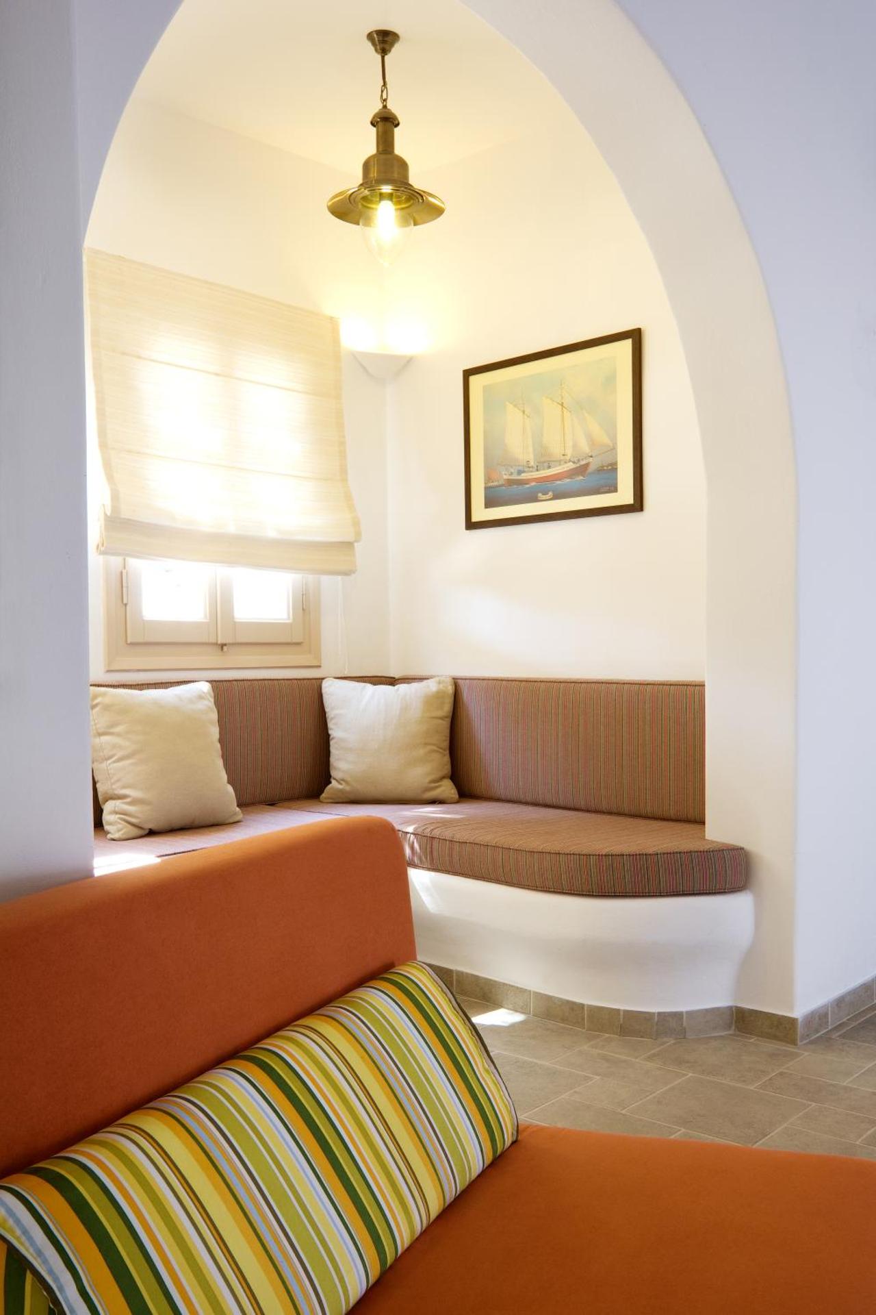 Galaxy Hotel - Photo 83