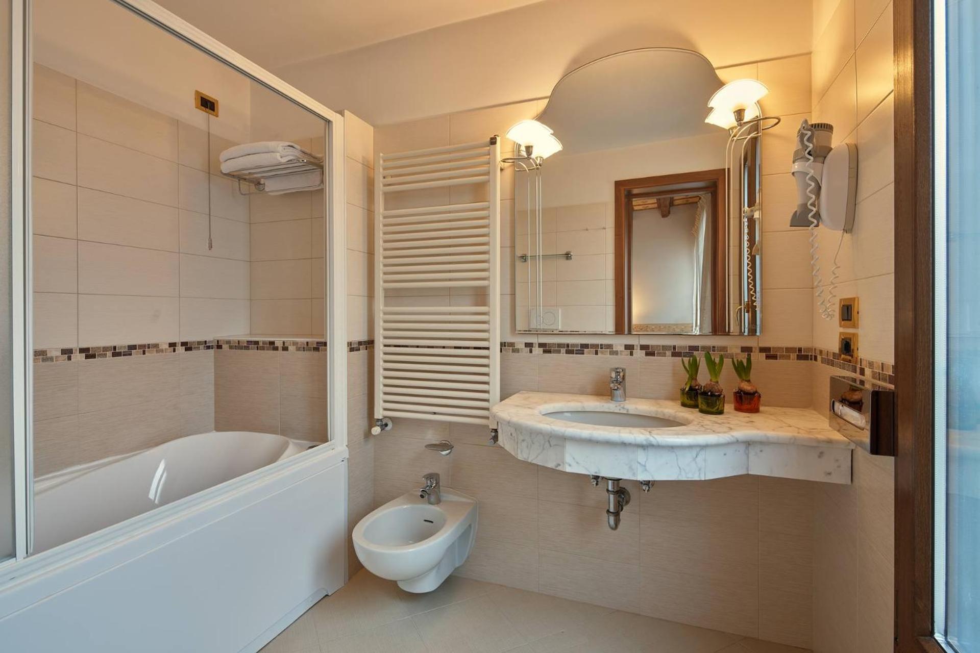 UNAHOTELS Ala Venezia-Adults 16 - Photo 78