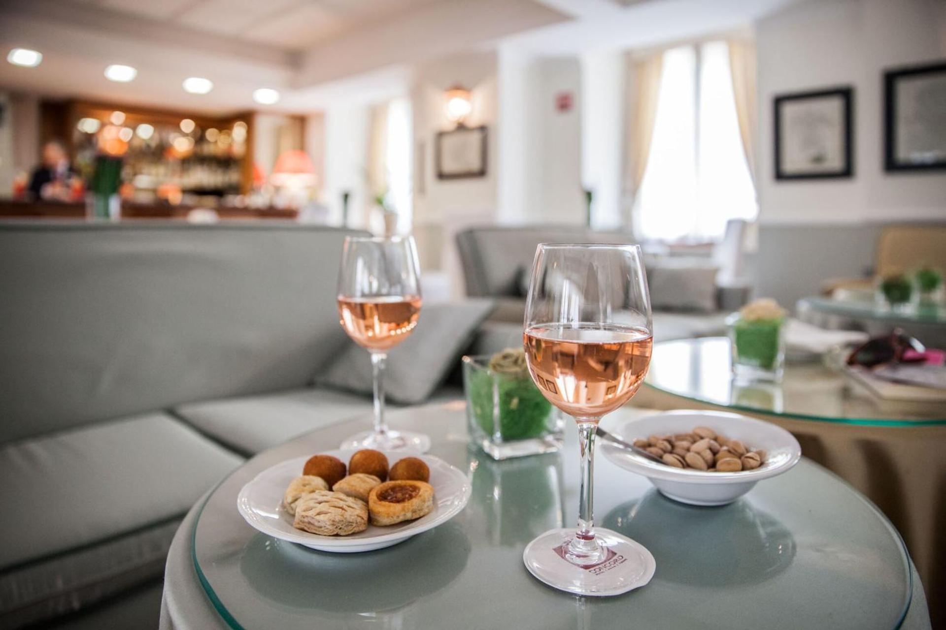 Hotel Concord - Photo 84