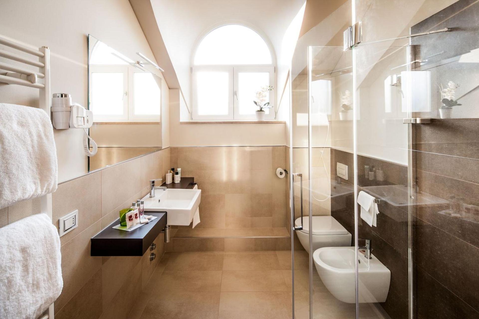 Hotel Concord - Photo 20