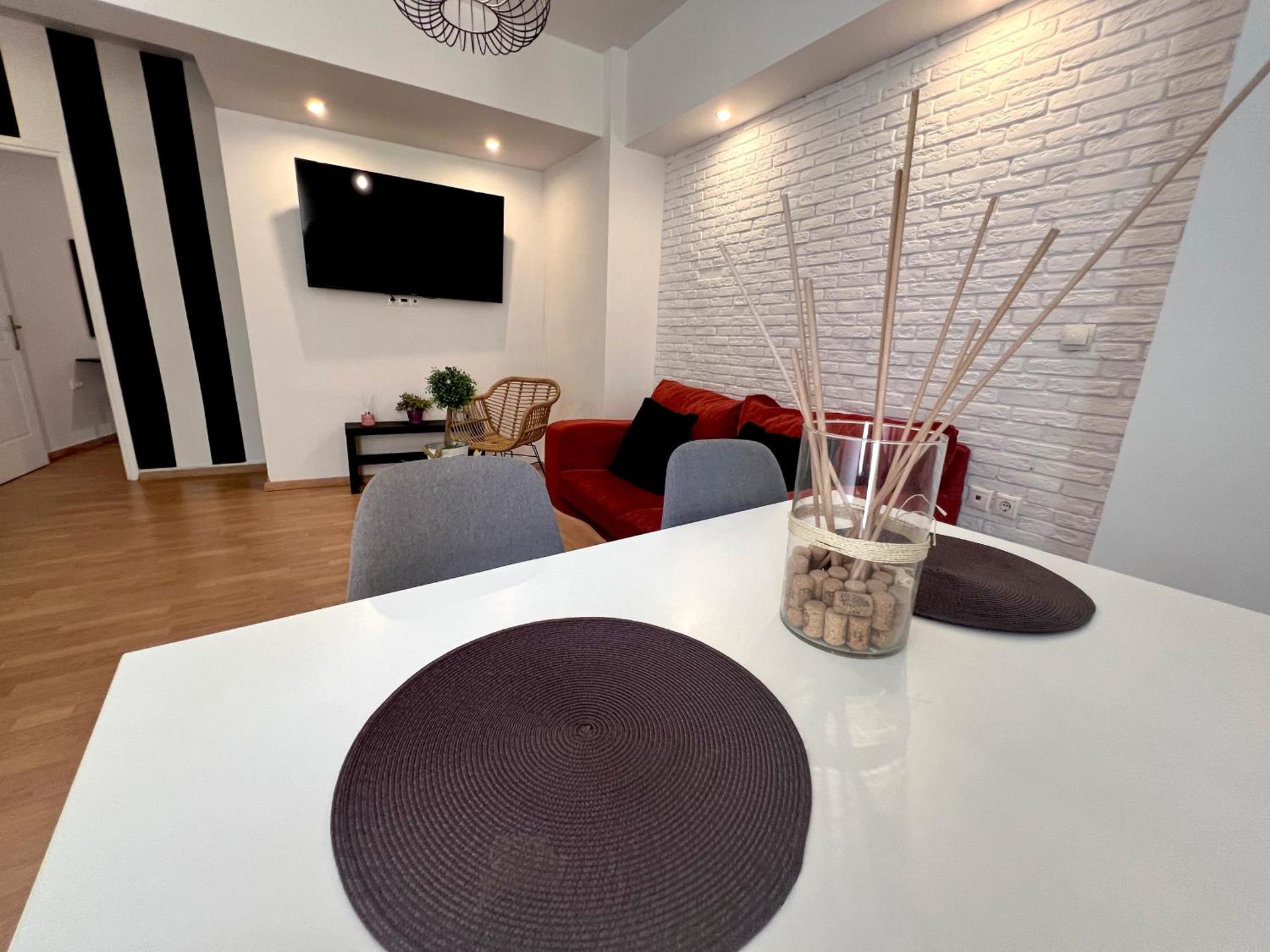 Allure Athens Urban Suites - Photo 35