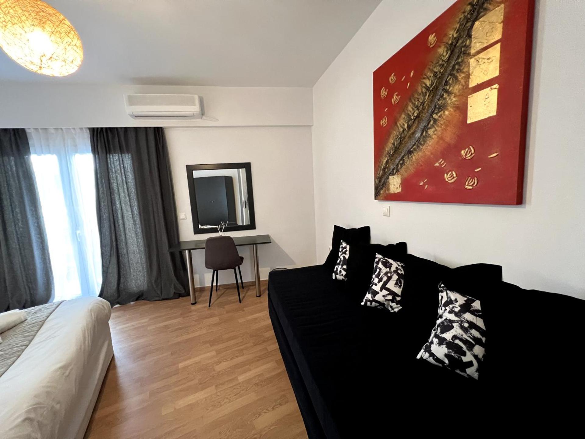 Allure Athens Urban Suites - Photo 10