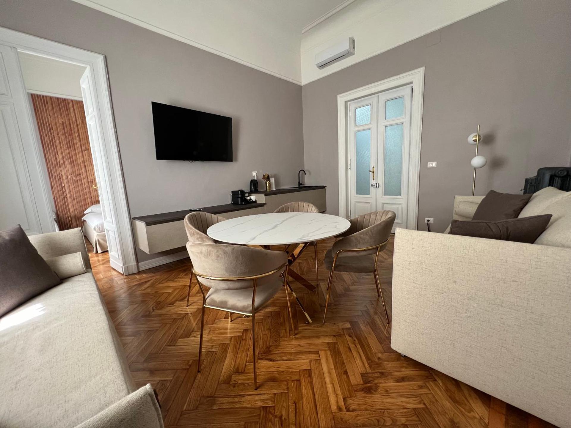 Turin Central Cavour - Photo 29