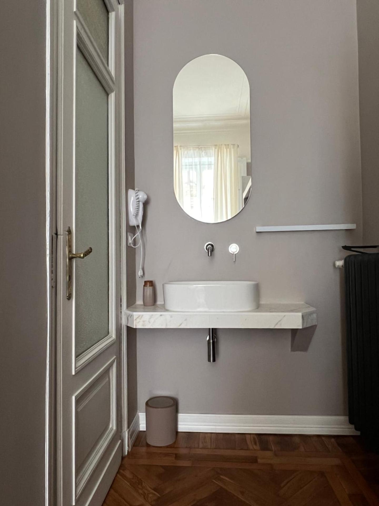 Turin Central Cavour - Photo 22