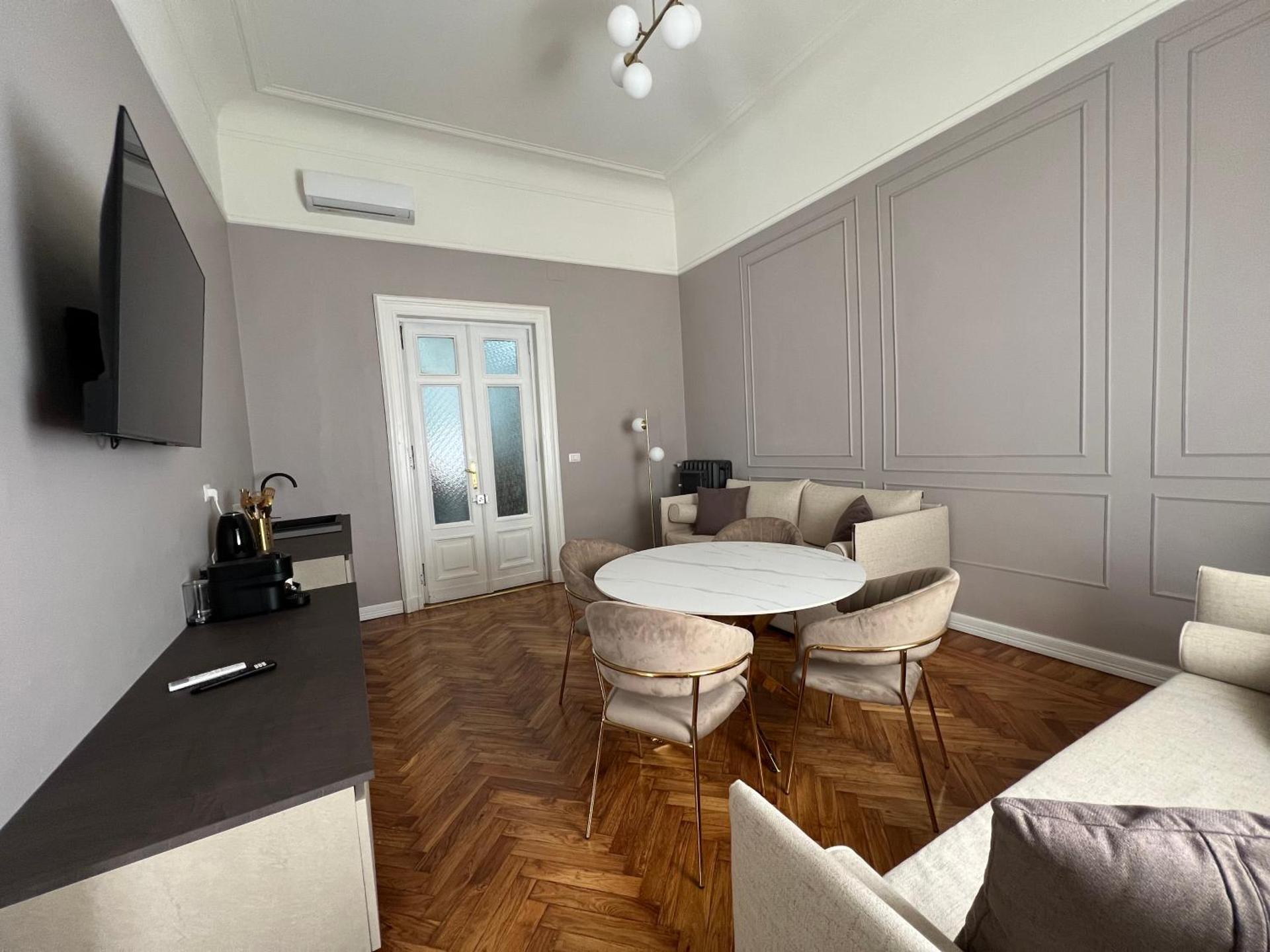 Turin Central Cavour - Photo 33