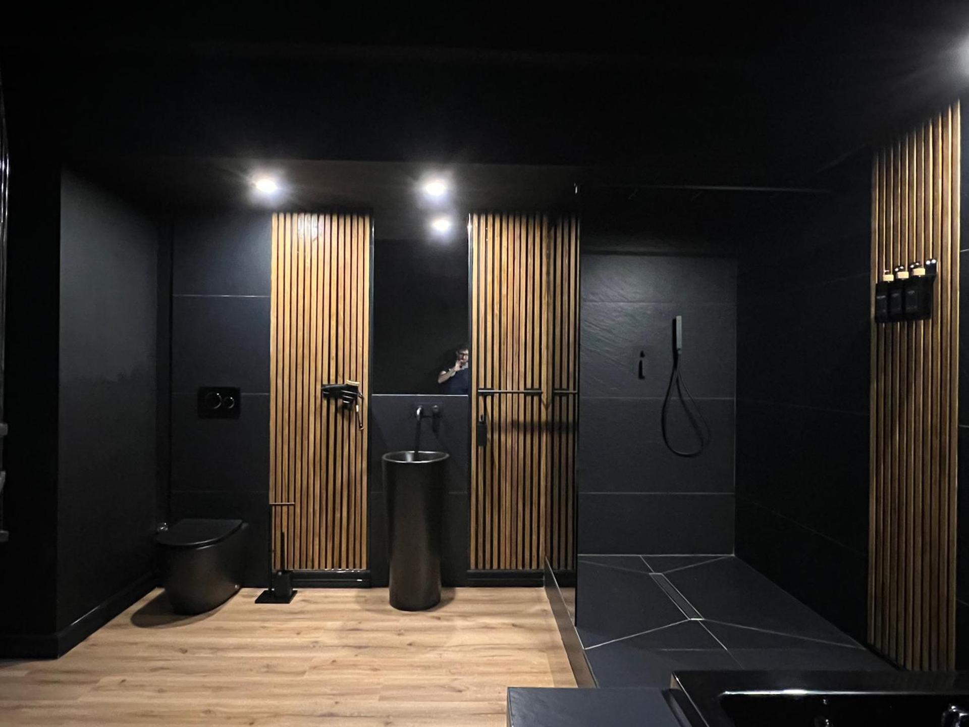 Turin Central Cavour - Photo 18