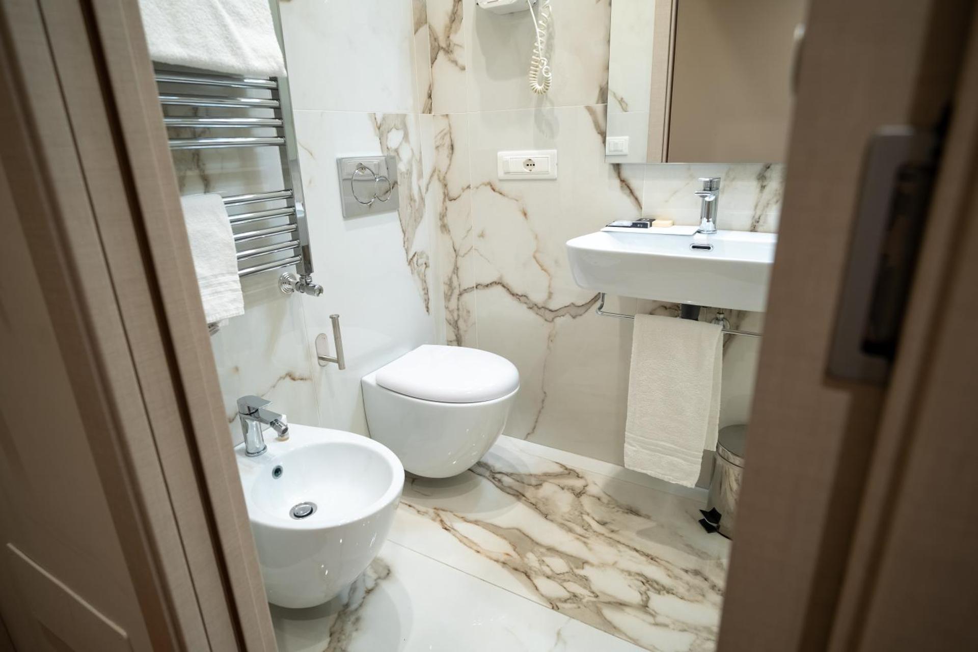 Plaza Hotel Catania - Photo 3