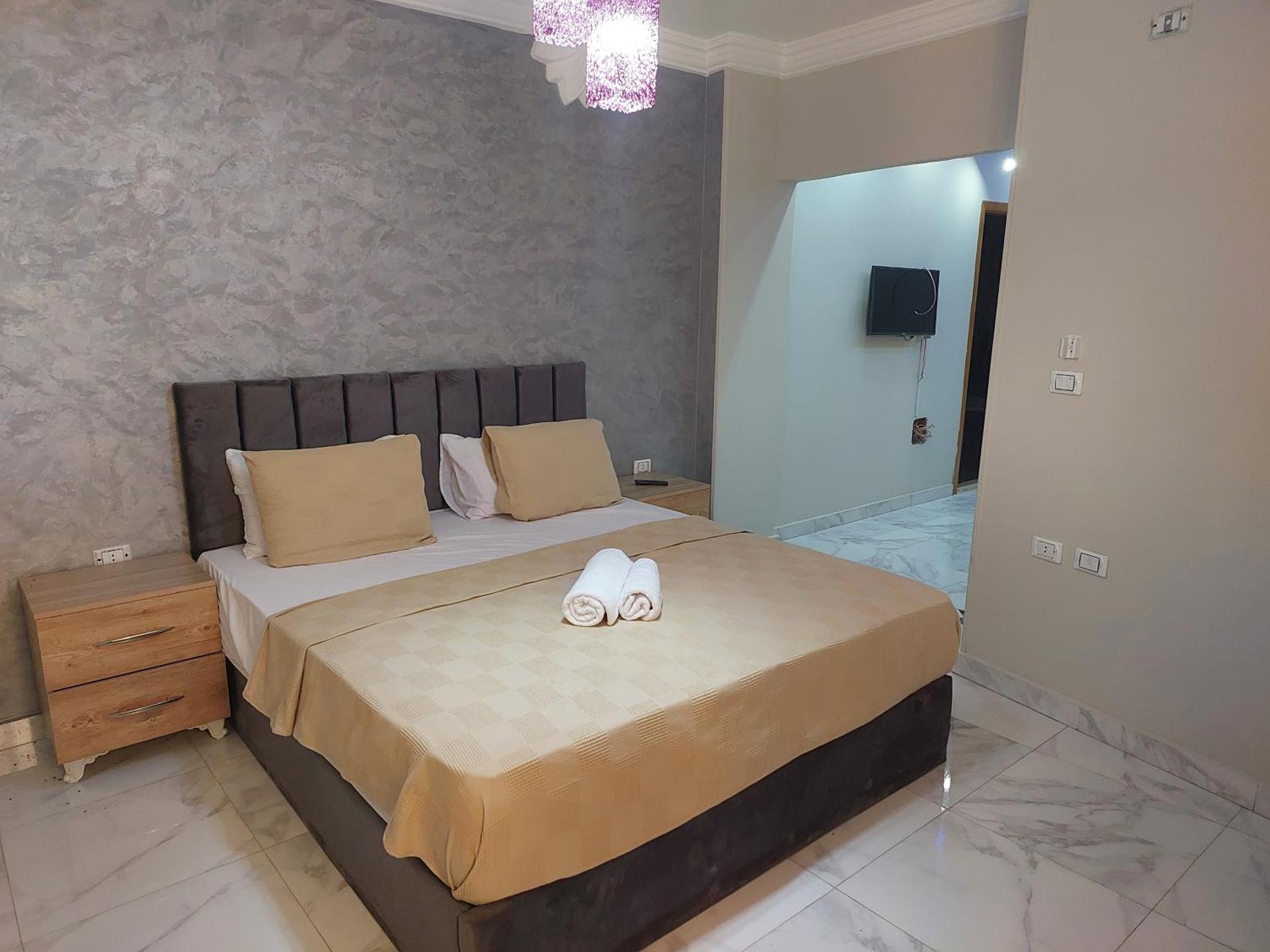 Golden Grand Museum Hotel - Photo 10