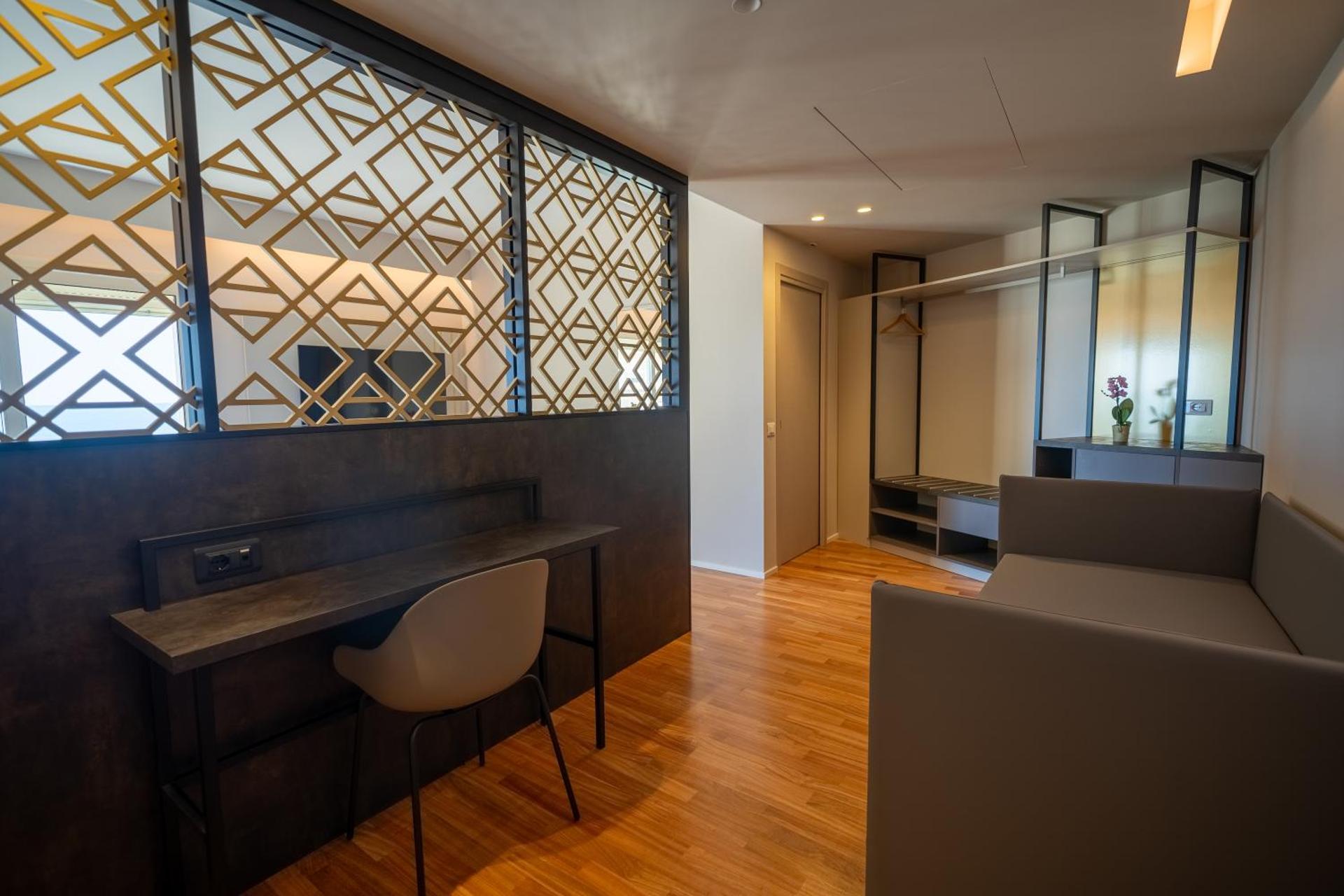 Plaza Hotel Catania - Photo 17