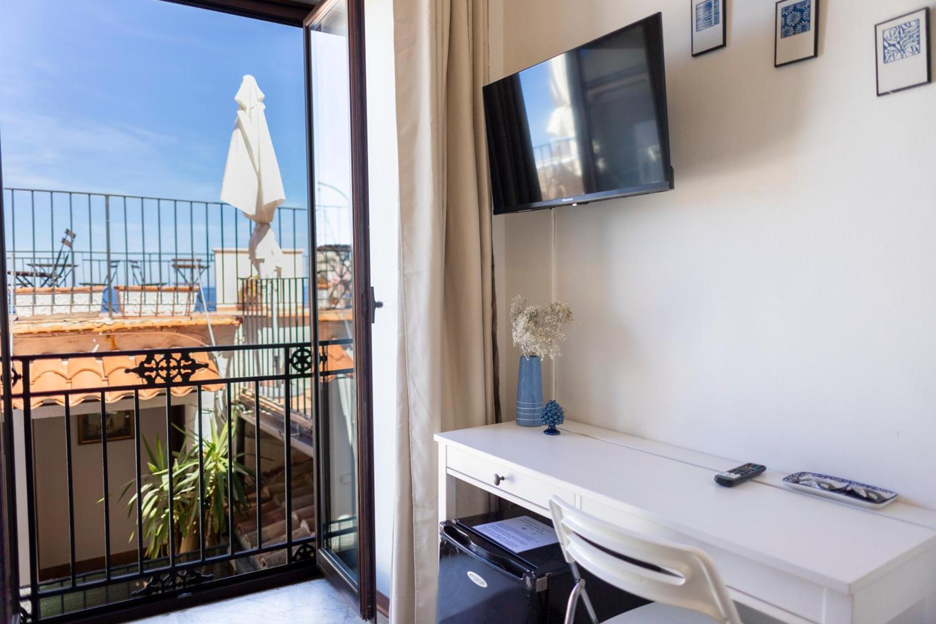 Dolce Vita Rooms and Apartments - Photo 60