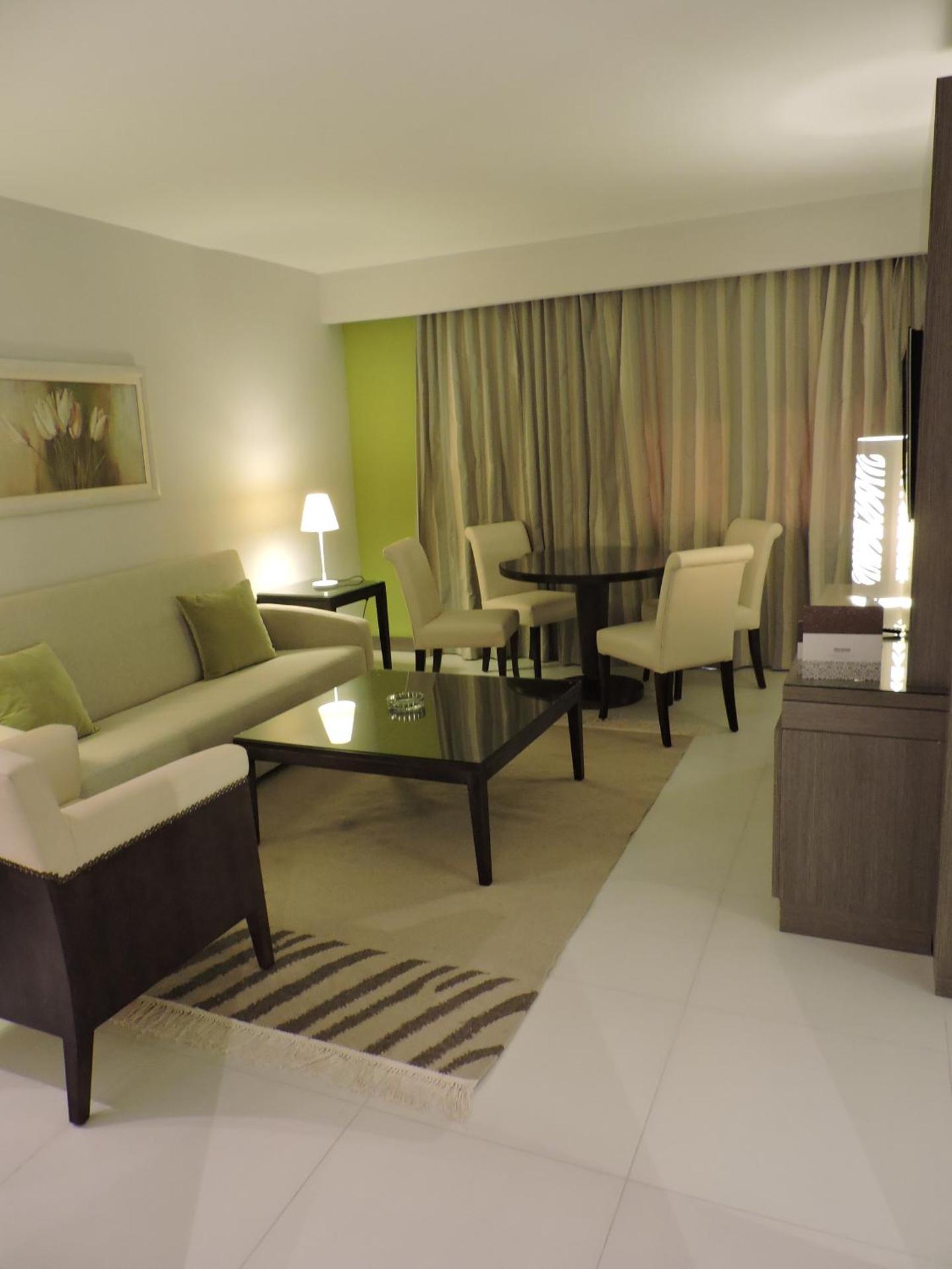 Golf Royal Hotel - Photo 6