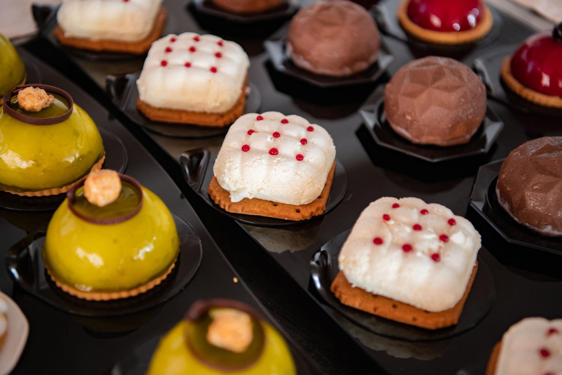 White Hotel - Photo 144