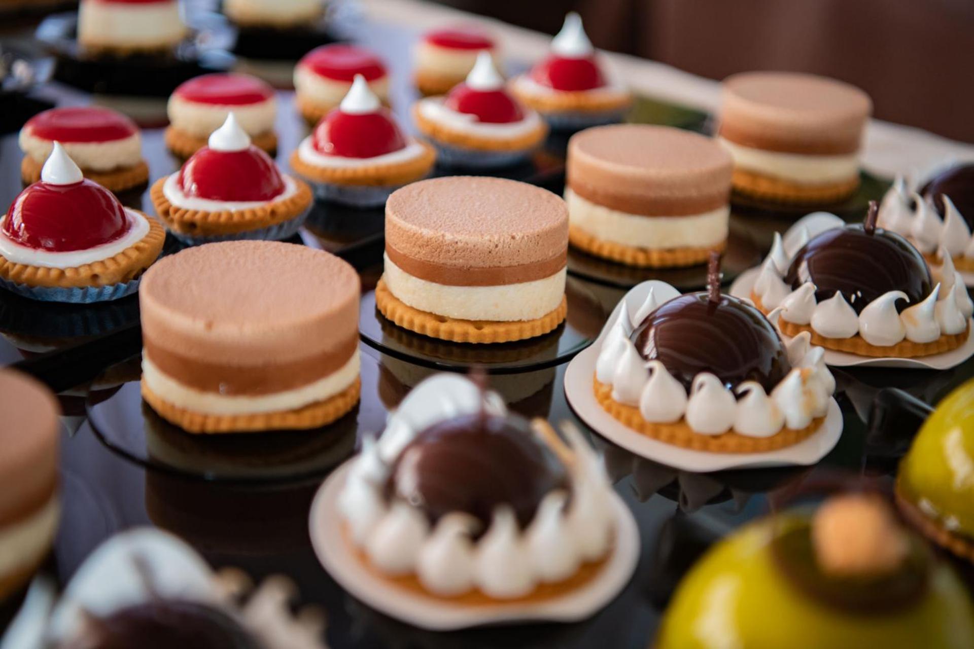 White Hotel - Photo 145