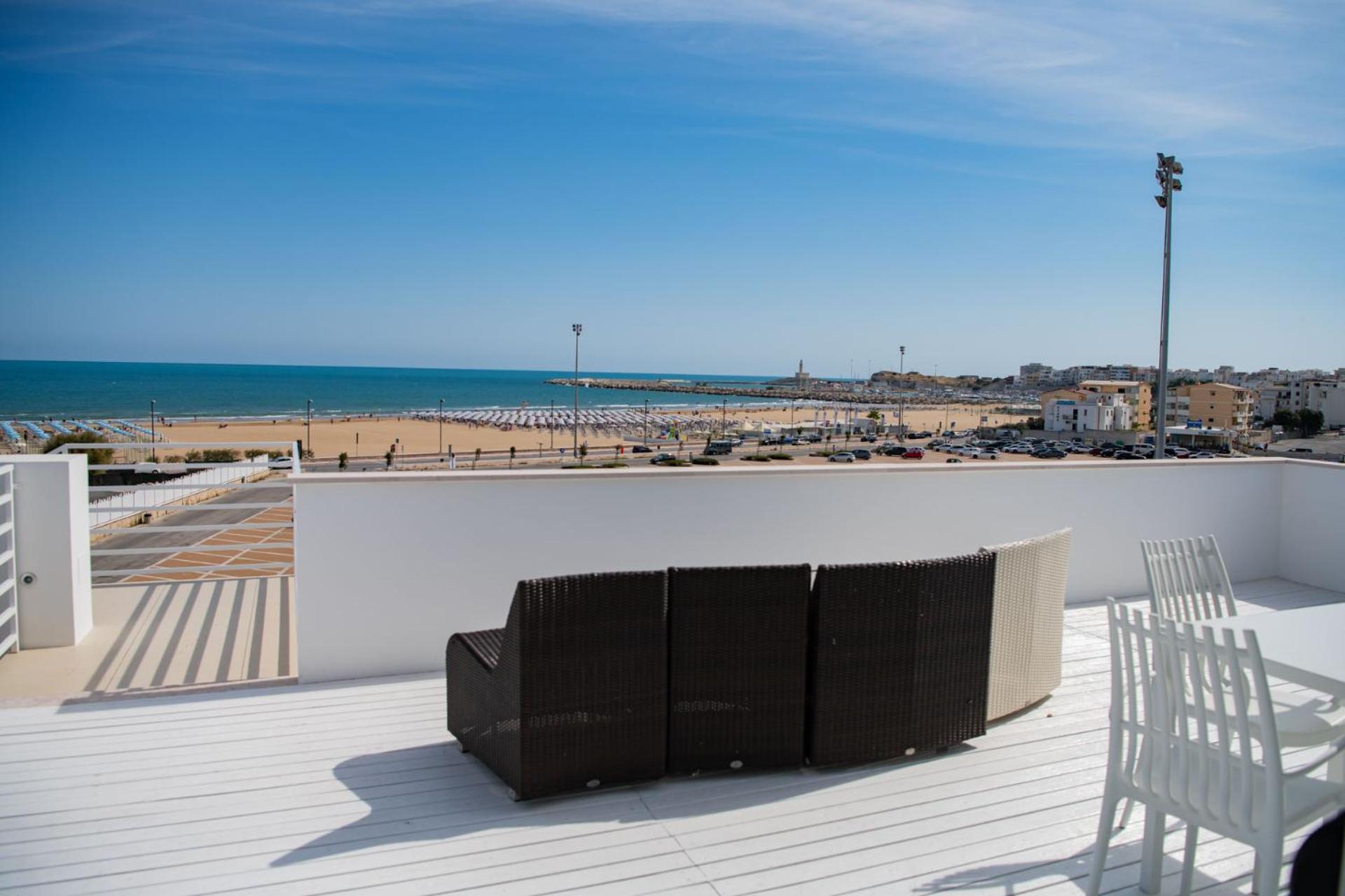 White Hotel - Photo 160