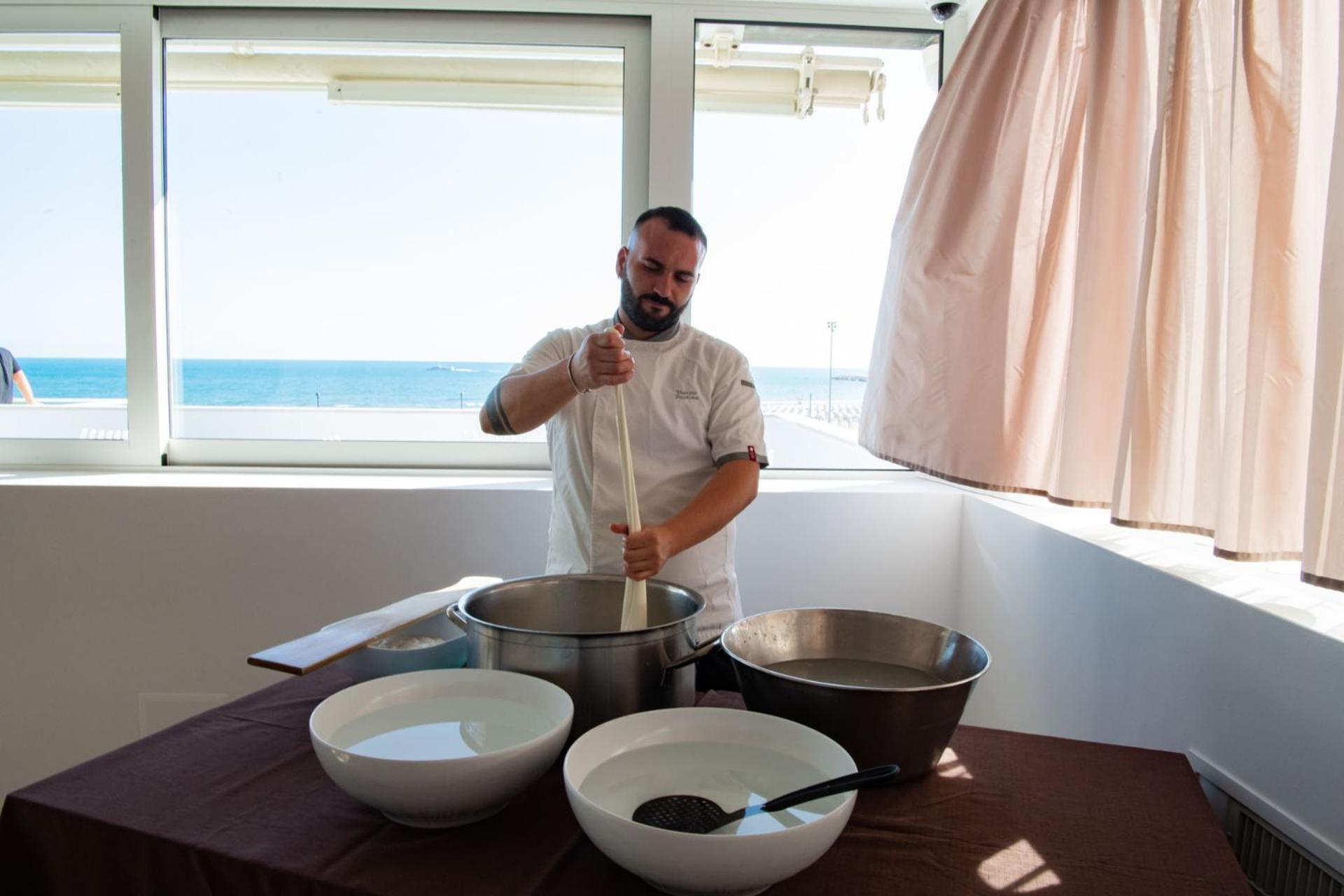 White Hotel - Photo 162